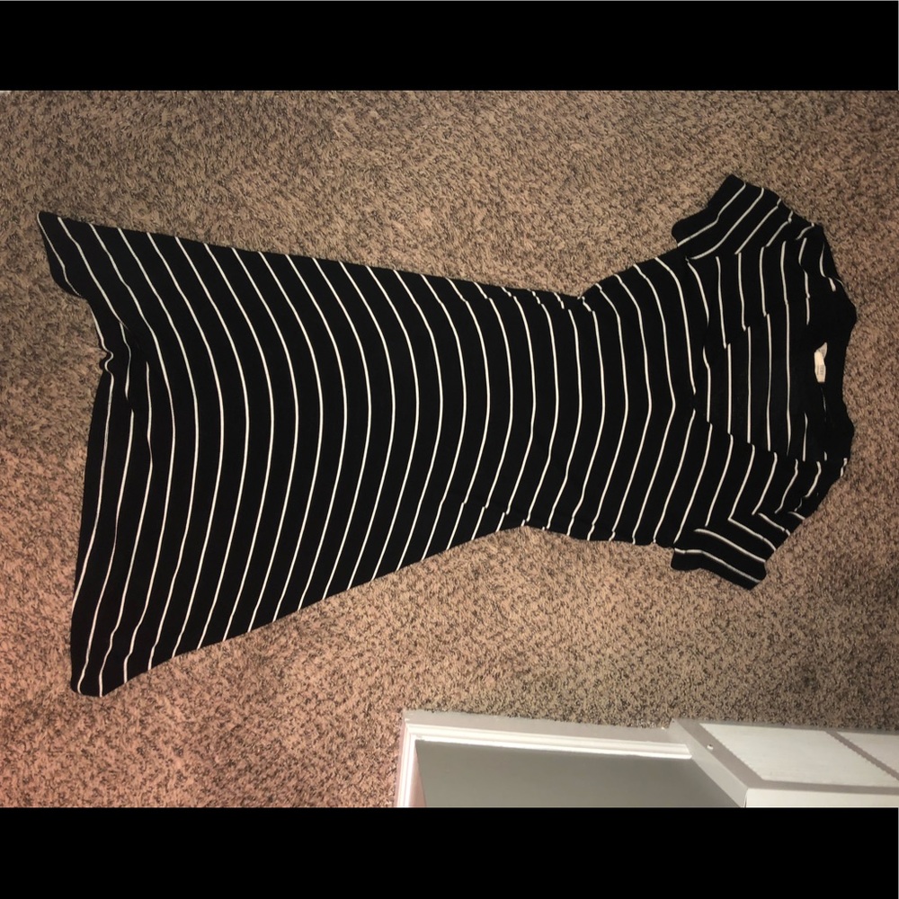 Soft and sexy American Eagle dress